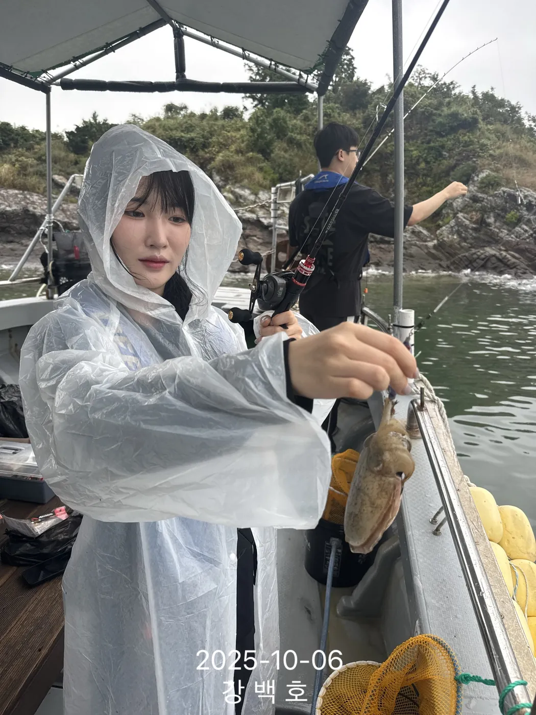 삼천포 강백호 갑오징어 낚시배에서 갑오징어를 잡은 실제 출조 모습