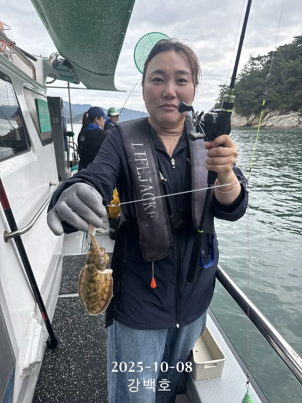 남해권 바다에서 출조한 갑오징어 낚시 실제 조황 사진